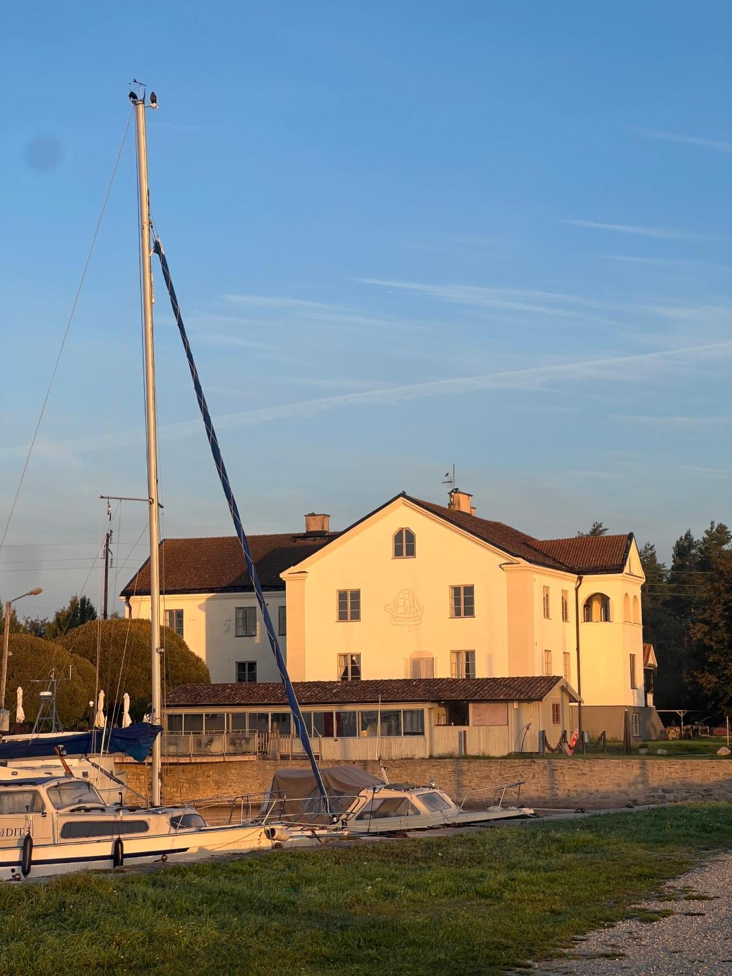 Valleviken Hotell Eksteriør bilde